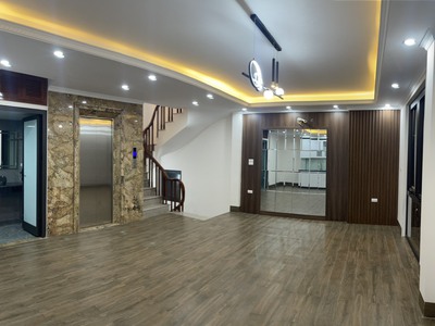 Bán nhà mặt ngõ 173 Hoàng Hoa Thám 45 m2 x6 t thang máy giá 8,2 tỷ 3