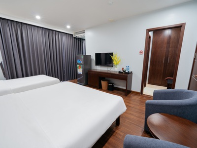 Cần bán khách sạn 40P trung tâm Hòn Gai, Hạ Long 270m2x6t gần biển 6