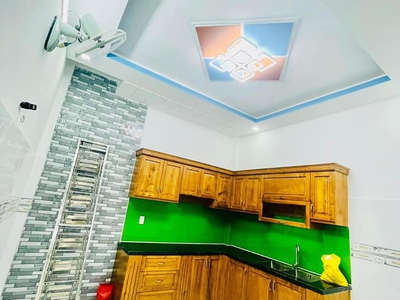 Bán nhà bình chánh 128m2 gần nhà thờ ninh phát 640tr 2 phòng ngủ. 3