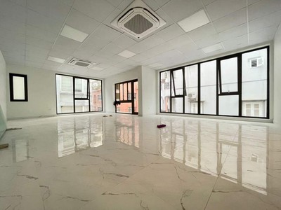 Cho thuê sàn văn phòng trong ngõ - Nguyên Hồng - Đống Đa 70m² tầng 3 1