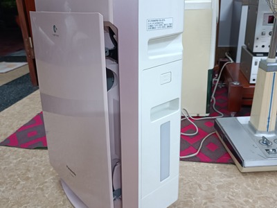 Máy lọc khí bù ẩm panasonic vxh50 date 2013 1