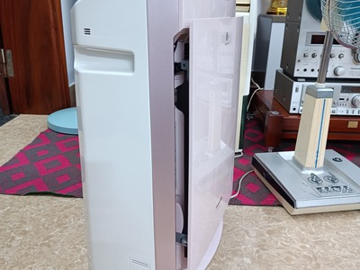 Máy lọc khí bù ẩm panasonic vxh50 date 2013 0