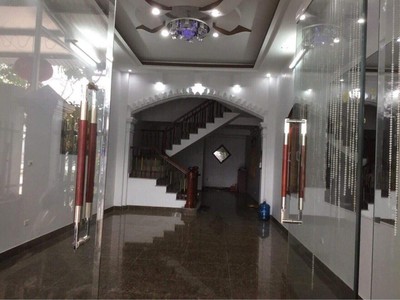 Cho thuê tầng 1 đường Cát Bi khu vực đông dân 0