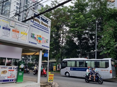 Chủ nhà gửi - nhà mặt tiền thông 2 đường ngang lớn 10m- đối diện celadone city aeon mall tân phú. 0