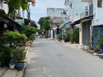 Chủ nhà gửi - nhà mặt tiền thông 2 đường ngang lớn 10m- đối diện celadone city aeon mall tân phú. 1