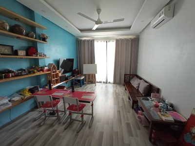 Chính chủ cần bán nhà ngọc thuỵ 70m 5 tầng mt 4m gía 12.5 tỷ 3