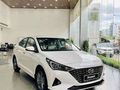 Hyundai Accent 2023 1