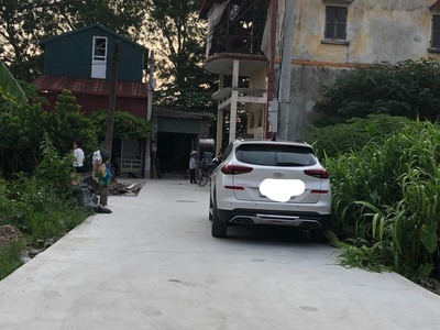 Bán 56.8m đất tổ dân phố số 9 thị trấn quang minh giá 2x  x tiểu học 0