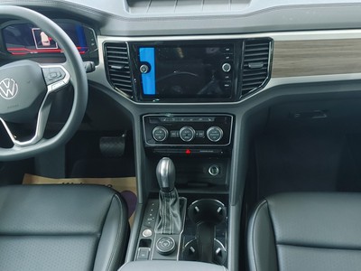 Sắm Ngay xế Hộp Xe Volkswagen Teramont - ưu đãi ngay 400 triệu 9