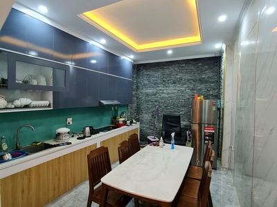 Siêu phẩm lô góc - ngõ thông - 8 tầng thang máy - nhà mới - kinh doanh - văn phòng - vương thừa 4