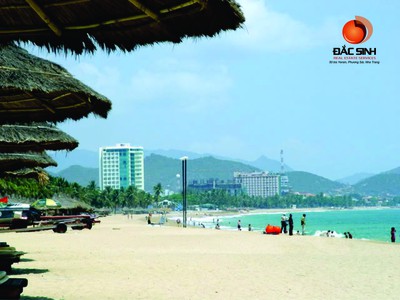 Đất có 3 nhà liền kề nhau mặt tiền đường cửu long nha trang chuyển nhượng 1