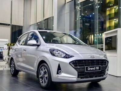 Hyundai I10 AT Hatchback 2023 0