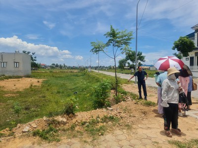 Đất mặt biển sầm sơn 96m2 chỉ 1,5 tỷ, sổ đỏ đầy đủ, tái định cư đồng bông đồng sác xã quảng đại 0