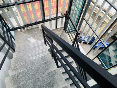 Cho thuê nhà trung tâm quận 3 9 x 11 , 250 m2 sử dụng 4