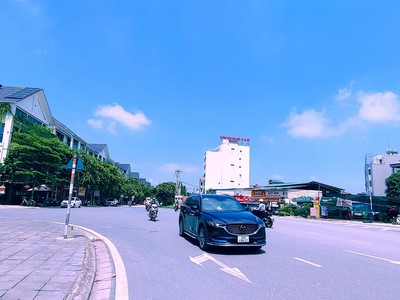 Giảm chào 1 tỷ cần bán gấp liền kề khu c geleximco đường 24m - 100m 4t 0
