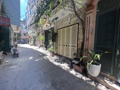 Hiếm có căn thứ 2 ở phố vương thừa vũ nhà 2 mặt ngõ ô tô tránh kinh doanh 2
