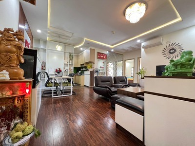 Bán gấp cc 0riental plaza  685  âu cơ 82m2 chỉ 3.45 tỷ còn tl 1