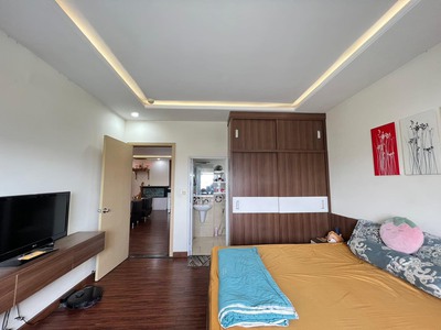 Bán gấp cc 0riental plaza  685  âu cơ 82m2 chỉ 3.45 tỷ còn tl 4