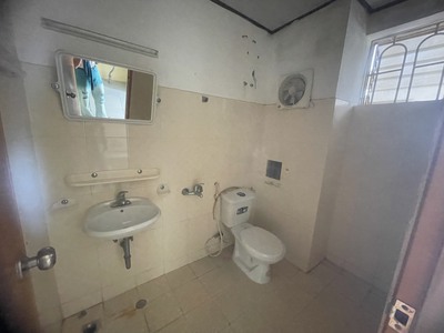 Cho thuê hoặc bán căn không đồ chung cư lô 7 Lê Hồng Phong 5