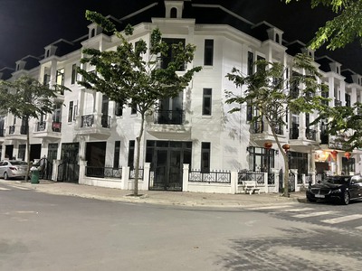 Chiết khấu khủng tháng 7 hơn 2 Cây Vàng SJC  Nhà khu compoud Phước Điền Bình Dương 2,4 tỷ/ căn 0