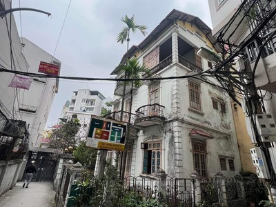 Bán biệt thự cũ ngõ hồ tùng mậu dt:161m2  mt:11.5m nhà lô góc thoáng. đầu tư xây ccmn quá hợp lý 0