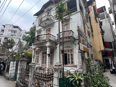 Bán biệt thự cũ ngõ hồ tùng mậu dt:161m2  mt:11.5m nhà lô góc thoáng. đầu tư xây ccmn quá hợp lý 1