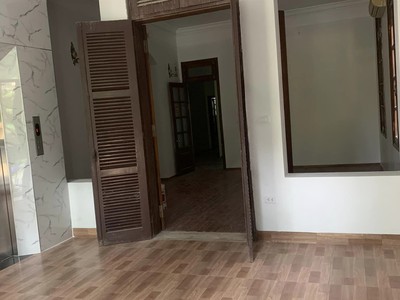 Cho thuê nhà mp yec xanh, lò đúc , 110m2 x 2 tầng , giá 55tr 2
