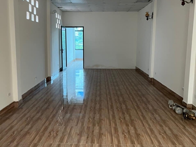 Cho thuê nhà mp bờ sông sét , 90m2 x 2 tầng , giá 30tr 1