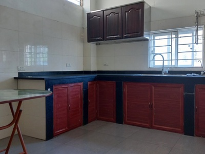 Chính chủ cho thuê nhà tại khu vực phạm văn đồng, hoàng quốc việt, hà nội 0