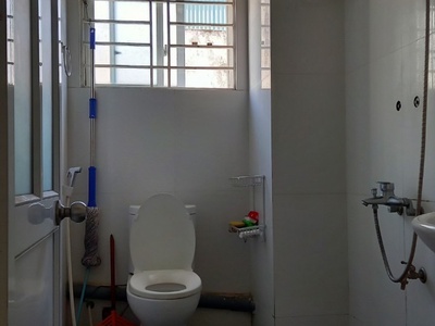 Chính chủ cho thuê nhà tại khu vực phạm văn đồng, hoàng quốc việt, hà nội 4