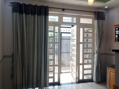 Cho thuê nhà chu văn an, 4 tầng, 3 phòng ngủ nhà mới 12trieu 3