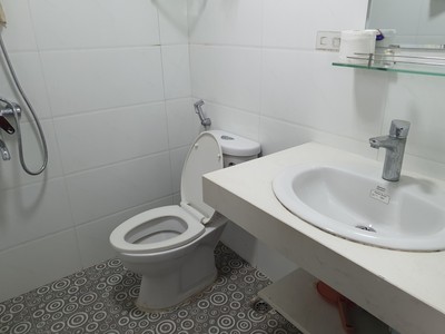 Cho thuê căn hộ chung cư ngay đầu nguyễn khuyến Văn quán dt 102m 3 ngủ/2vs full đồ giá chỉ 11,5 triệ 2