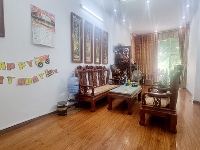 Chính chủ cho thuê nhà 3 tầng mặt phố Trương Định, Hoàng Mai  Đối diện chung cư Nam Đô . 2