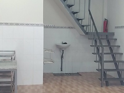 Cho thuê nhà lê thúc hoạch quận tân phú 4,5 x 8m -2tang chỉ 7 triệu còn tl 1