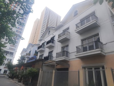 Biệt thự liền kề. kinh doanh đẳng cấp. khu trung tâm thương mại bặc nhất , tại đông hội. dt 145m, 1