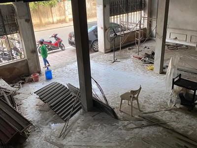 Cho thuê kho xưởng, gara ô tô dt 500m2 x 2 tầng phú viên, bồ đề, long biên, hn 1