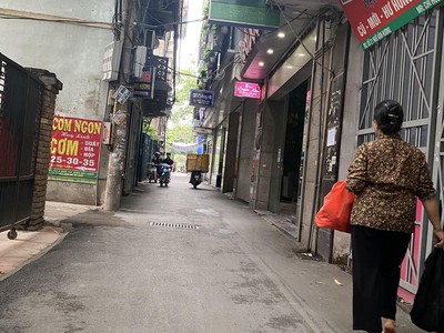 Chính chủ bán đất sẵn nhà 3 tầng cũ tại trần duy hưng, cầu giấy - ô tô đỗ cửa - kinh doanh 1