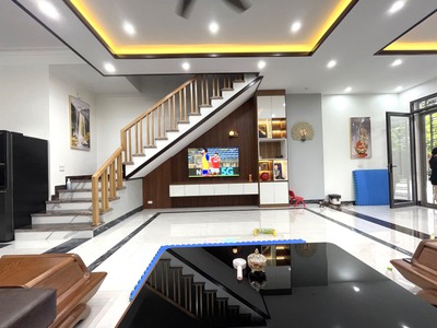 Bán nhà 3 tầng cực đẹp MB 502 Phú Sơn - gần ngã ba trường lái 2