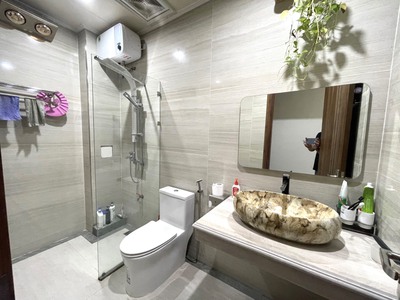 Bán nhà 3 tầng cực đẹp MB 502 Phú Sơn - gần ngã ba trường lái 3