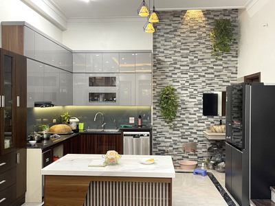Bán nhà 3 tầng cực đẹp MB 502 Phú Sơn - gần ngã ba trường lái 8
