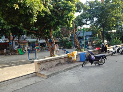 Bán gấp nhà Nghĩa Tân- Nguyễn Phong Sắc, DT 56mx2t, MT 4m, lô góc 3 mặt thoáng, ô tô tránh, kinh doa 1