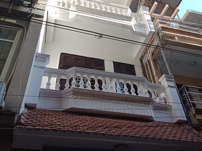 Bán gấp nhà Nghĩa Tân- Nguyễn Phong Sắc, DT 56mx2t, MT 4m, lô góc 3 mặt thoáng, ô tô tránh, kinh doa 0