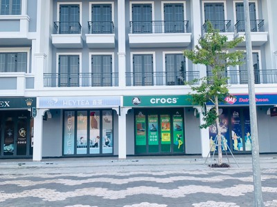 Bán gấp nhà phố 1 trệt 2 lầu trung tâm Tp Vị Thanh giá giảm chỉ còn 3.249 tỷ  giá gốc 4,5 tỷ 0