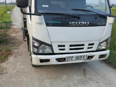 Cần bán xe tải ISUZu sản xuất 2008 0