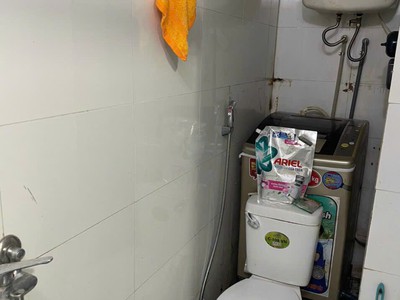 Bấn nhà tập thể tầng 1 2