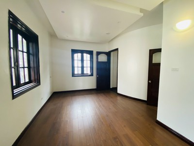 Biệt thự tô ngọc vân, tây hồ, lô góc, 200m2 x 4 tầng, mt 15m. hạ chào 12,1 tỷ. giá mới 65.9 tỷ. 1