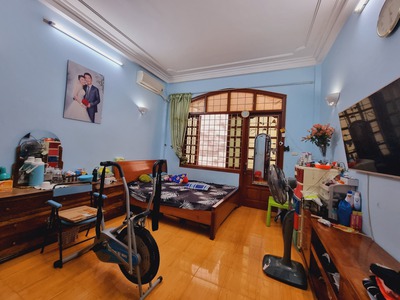 nhà đẹp - ở luôn - cầu giấy - dân xây cực chất - ngõ nông - 2 thoáng - sổ hoa hậu 0