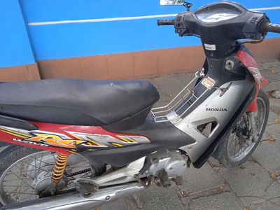 Bạn xe còn mới nguyên jin đi làm it 2
