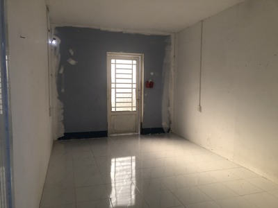 Xưởng 300m2, ngay ngã tư ga, gò vấp, sẵn 3fa, văn phòng 3