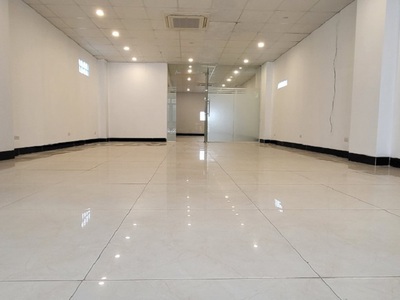 Cho thuê văn phòng 130m2 thông sàn ở Lạc long quân đẹp đúng như ảnh 2